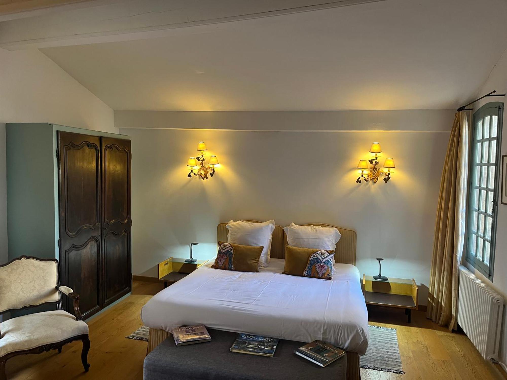 Face Au Palais Bed & Breakfast Avinyon Dış mekan fotoğraf